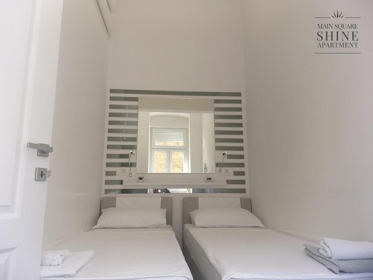 Luxurios And Historic Apartment "Shine" - Right On The Main Square Zagreb Exterior photo